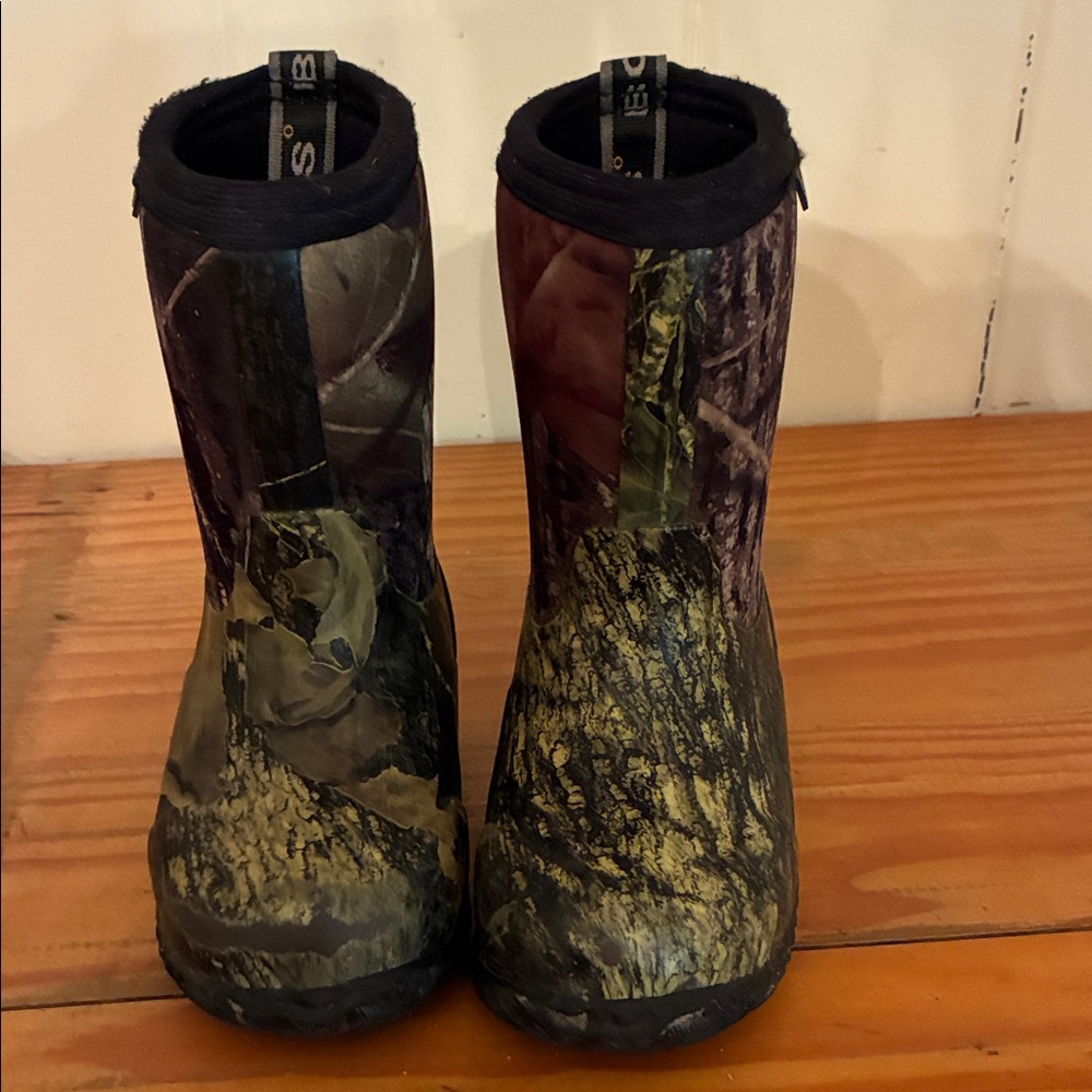 Bogs Kids Camo Rain & Snow Boots